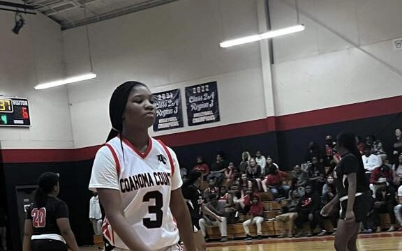 Lady Red Panthers win 29-6; Coahoma County boys, girls can secure home playoff games with victories Thursday